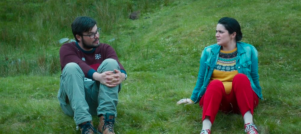 the_thistle_in_the_kiss_header_02